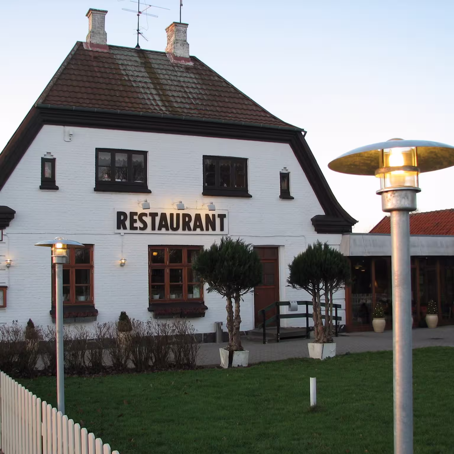 Restaurant Kædeby Caféen - Humble baggrunds billede